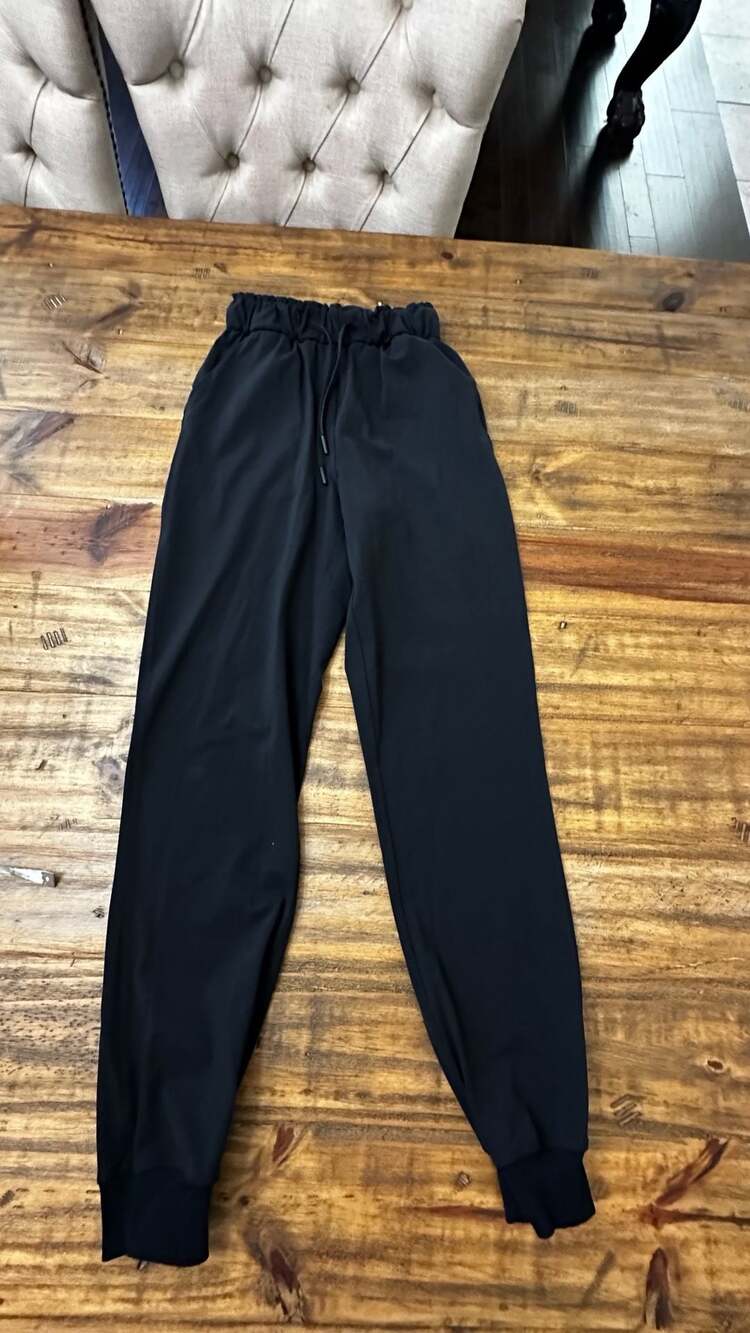 Lululemon Stretch High-Rise Jogger Size 0 Black